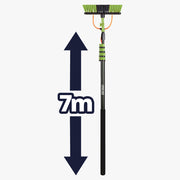 Uitschuifbare wasborstel met telescoopsteel en een pijl die de lengte van 7 meter aangeeft